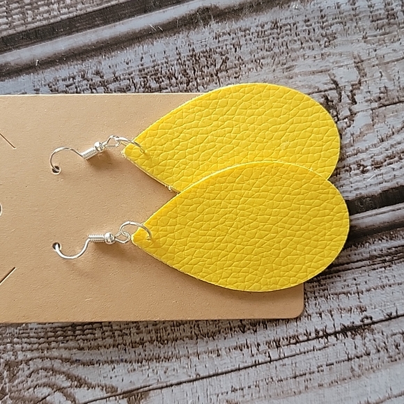 Handmade Faux Leather Earrings Bundle - Picture 10 of 14